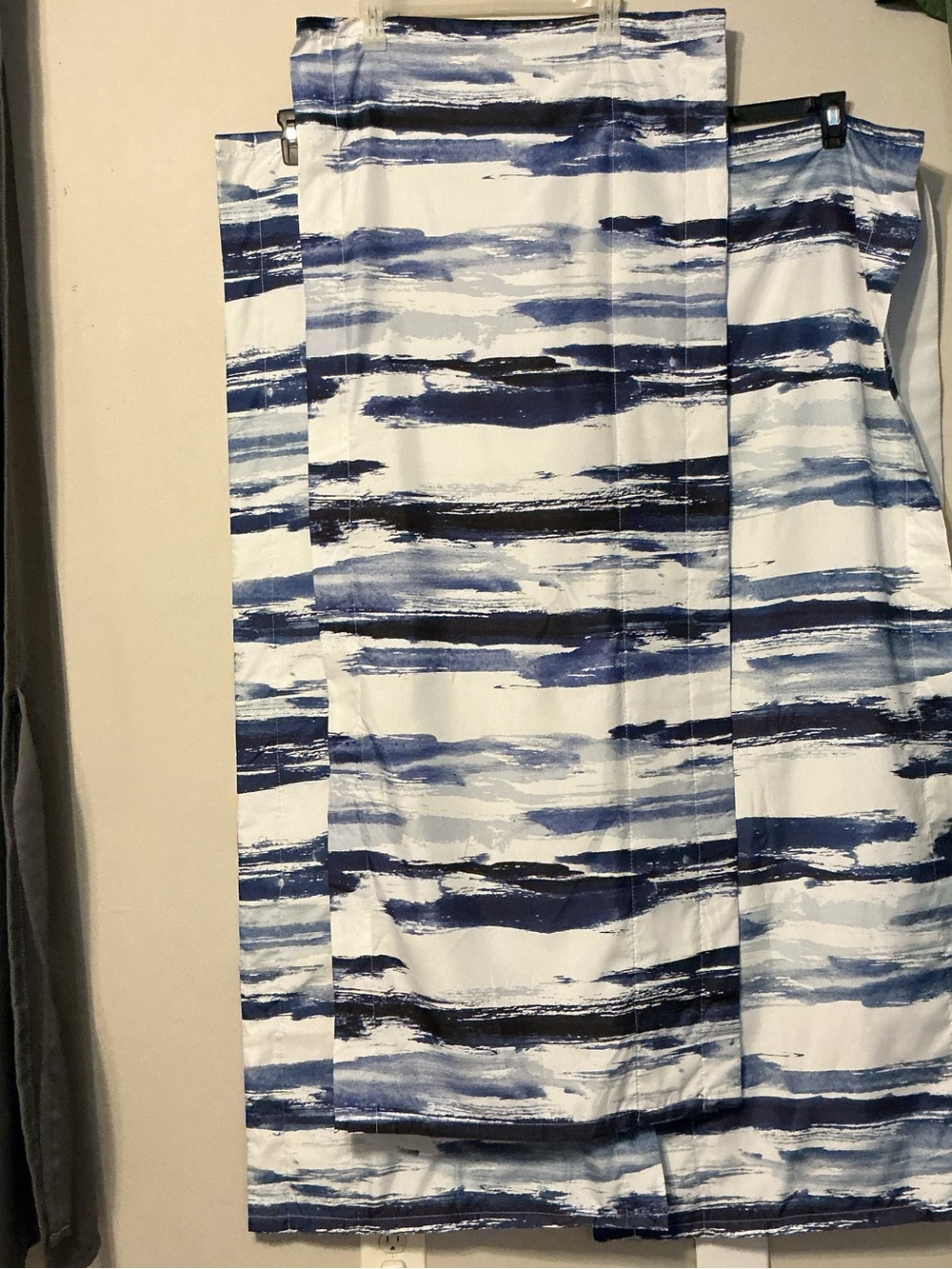 Drift Away Blue/White Valances